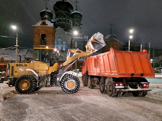 С начала сезона из Иванова вывезли уже 6155 кубометров снега